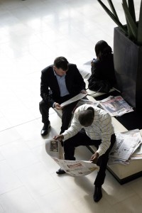 english pronunciation airport people reading